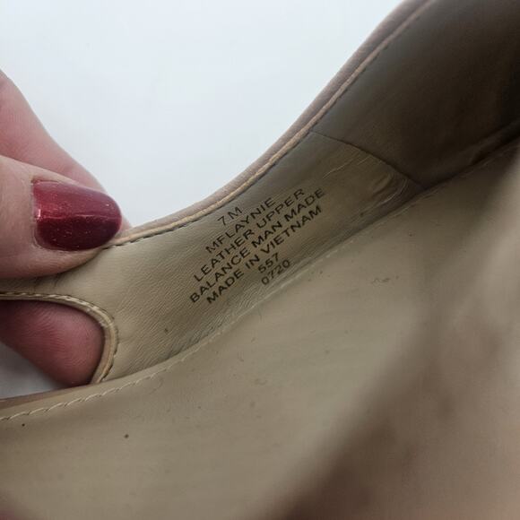 Marc Fisher Laynie Size 7 Slingback Block Heel Classic Career Leather Elegant - Picture 3 of 10